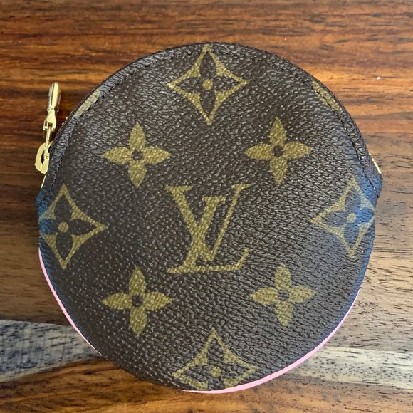 LOUIS VUITTON Vivienne Swing Round Coin Purse - Picture 3 of 8